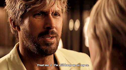 EMILY BLUNT & RYAN GOSLING AS JODY MORENO AND COLT SEAVERS IN THE FALL GUY (2024)