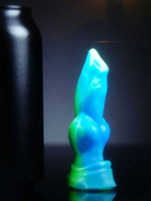 If only i had 20 more bucks I could afford one of these beauties from bad dragon lil vibe chico or l