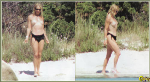 toplessbeachcelebs:  Kate Hudson and Goldie Hawn (Actresses) topless in Sardinia (1994)