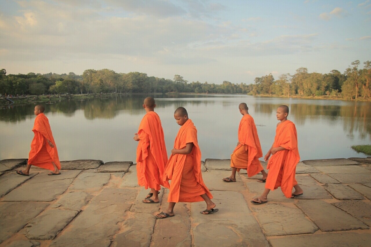 stripetee:  Cambodia by Fred Canonge 
