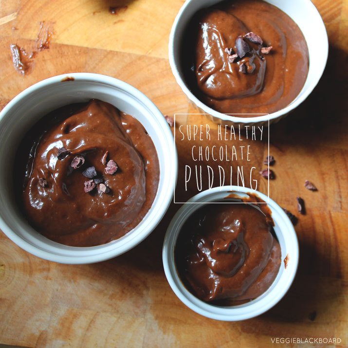 theveggieblackboard:  INDULGENT BUT SUPER HEALTHY CHOCOLATE PUDDING [VEGAN]  This