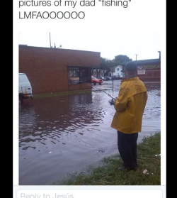 two-vibrant-hearts:  macaulayskulkin:  just-jupiter:  The metro Detroit area has flooded and this is how the community reacted. (Twitter masterpost)  If Detroit can do one thing it’s to fucking deal and I love my city  Pure Michigan, bitches. 