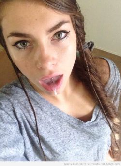 asistersspeciallove:  I don’t swallow my boyfriend’s cum as happily as I do when I blow my brother.
