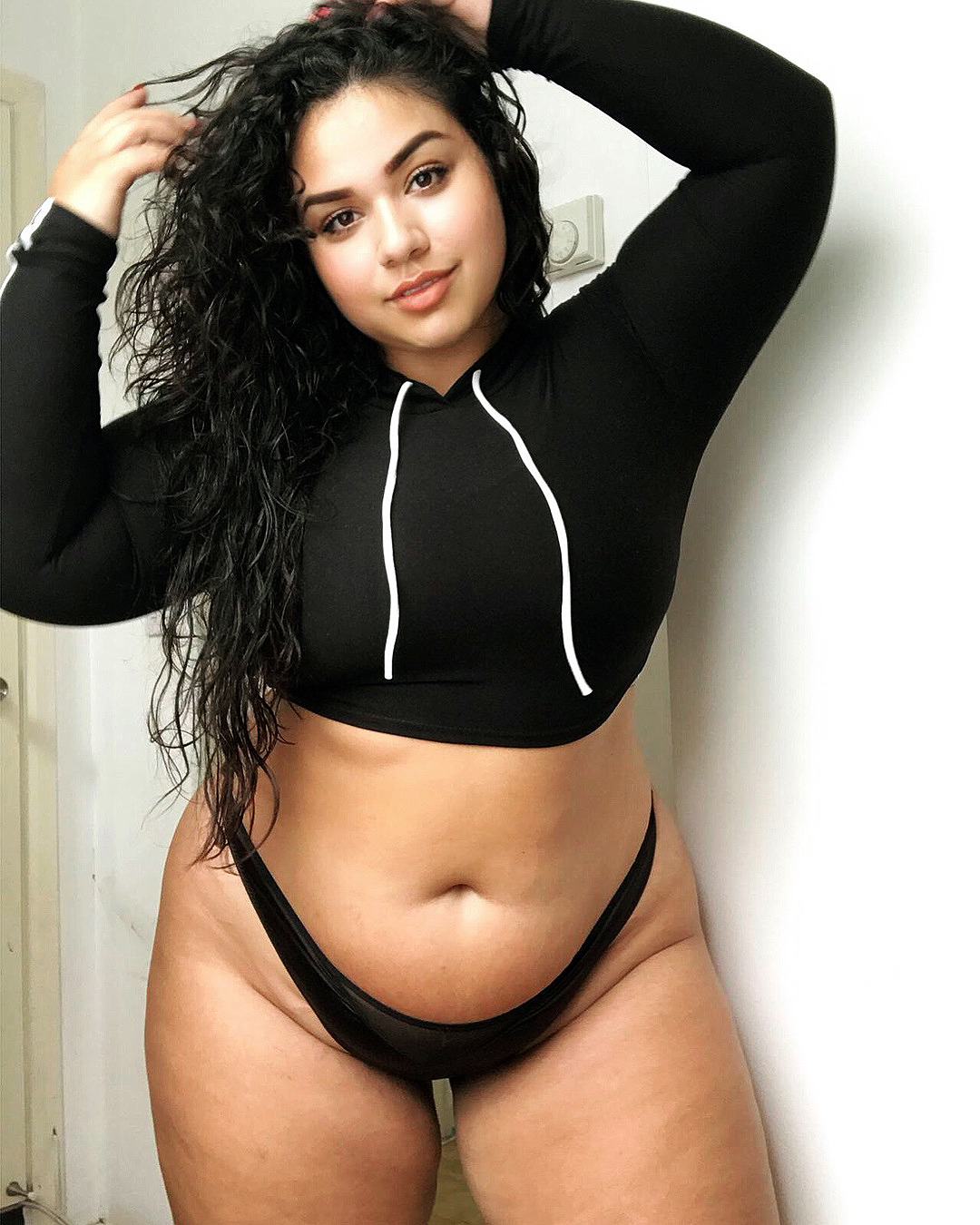 queenofshangrila:  Diana Sirokai