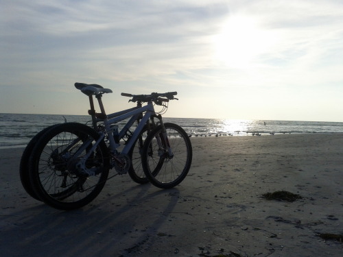 hermesbikes: Together towards the sunset.