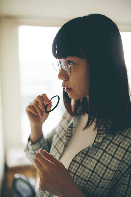 yooobi:  photo:前田立 hairmake:山本サユリ stylist:内野舞依子 