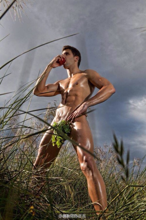 gam1069:  Naked Adam 