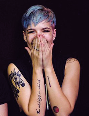 halseyasfcuk:  Halsey + hair ↳ Badlands Hair 