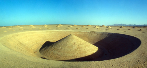 Desert Breath, Danae Stratou/Alexandra Stratou/Stella Constantinides, Egypt, 1997. View this on the 