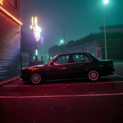 g-t-o:  After hours by Senzo benjamin on Flickr. 