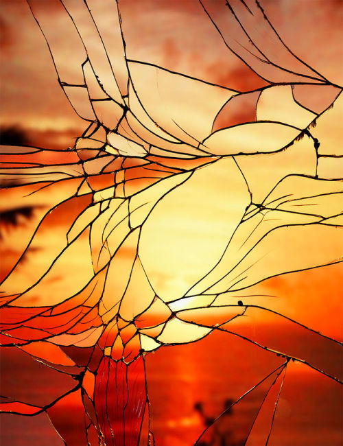 sixpenceee:  Pictures of Sunsets through Shattered Mirrors by Bing Wright 