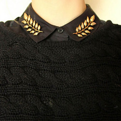 okaywowcool:  golden leaf collar pins - .99