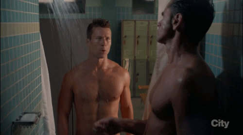 auscap:  Glen Powell - Scream Queens 