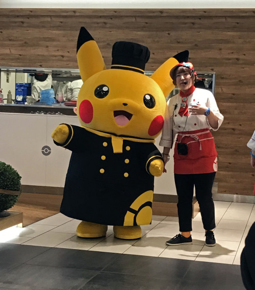 Day 6 was when we saw Chef Pikachu! Click here to read about our experience at the Pokemon Cafe, as 