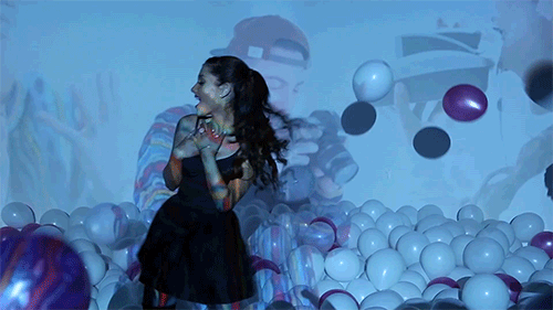 sweet-like-sugarr-venom:  ariana grande | Tumblr on We Heart It - https://weheartit.com/entry/56195357/via/pamelamil