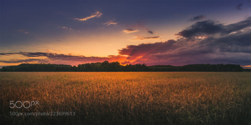 Fiery Beams by Claudio_DeSat