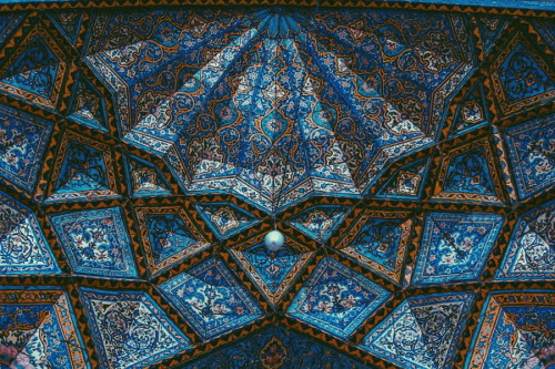 aliirq:The Islamic patterns of Imam Ali shrine. Najaf, Iraq. 