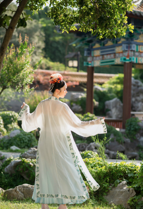 hanfugallery: chinese hanfu by 青泠谷