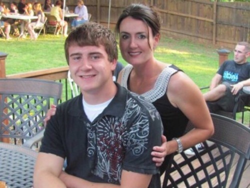 morallywrongbeing:Being a momma’s boys pays off especially with a mom like mine #real incest #