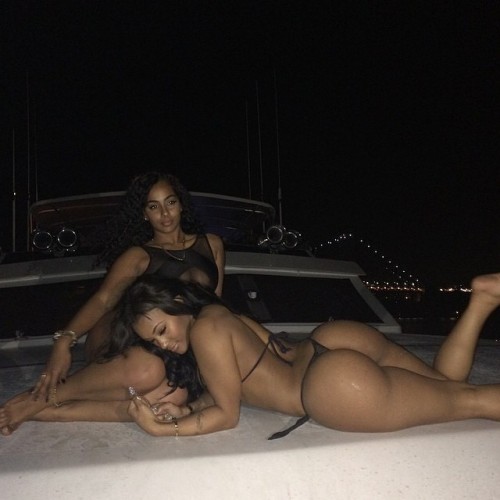 bombshellbootys:  Ayisha & Lira  Two copper-colored chicks with bodies that balloon in all the right places is paradise on Earth.