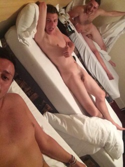 notashamedtobemen:  Whether alone or around their buddies, guys love to sleep nude. 