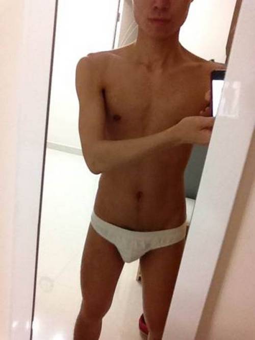 hkboy456: caesar2014:  willardwong:  specsaddicted01:  Uploaded by SPECSADDICTED (Specsaddicted01.tu