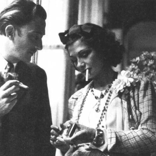 carolinedemaigret:  Salvador Dalí and Coco Chanel sharing a smoke. (1938)  La coco