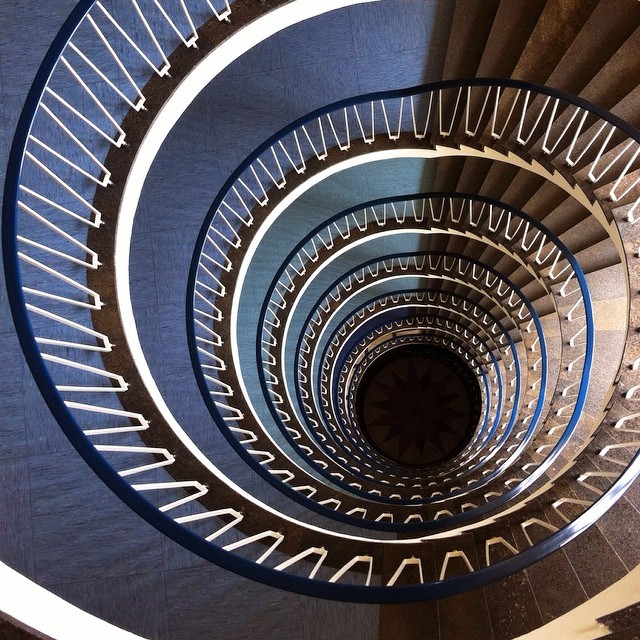 nevver:  Up the down staircase, Michael Koller 