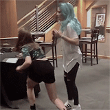 tfarm77:  Halsey meeting fans.‘’She treats her fans like her family and I love