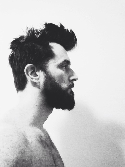 craigtommola:  Beard has taken a nice shape … Now to work on the hair … 
