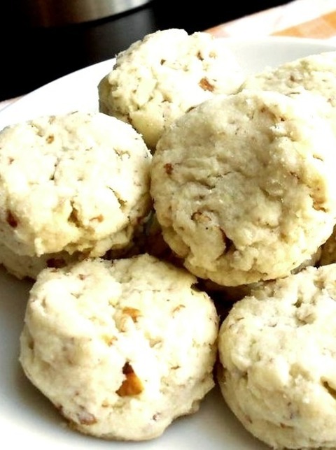 Easy Almond Butter Cookies - Desserts - Almond DessertAlmond Extract And Crushed Almonds Are Used In
