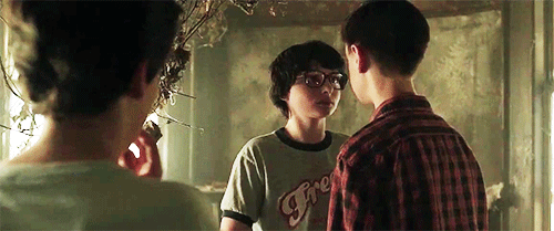 tozierbraks:  mood: richie looking @ eddie to help calm himself down  y’all are sooooo fucking WEIRD!!!!!!!!!!!