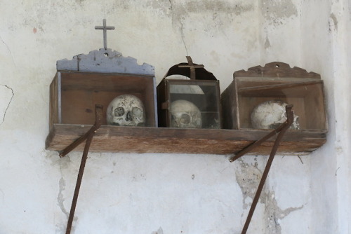 Antico cimitero di “Chiesa Vecchia”, Staffa.