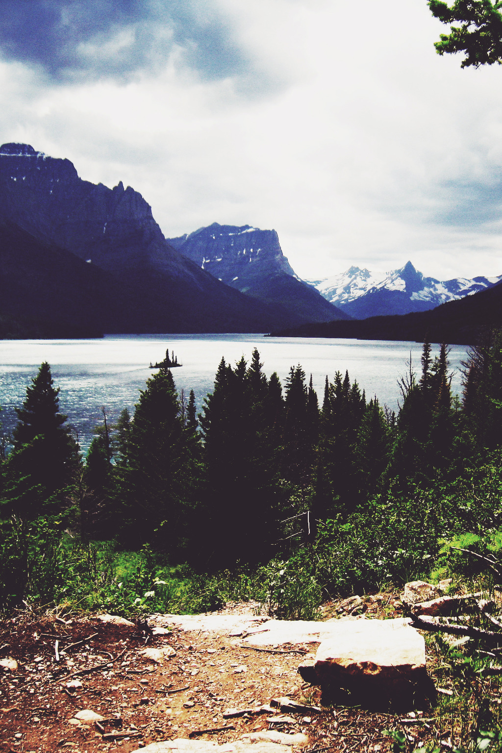 mstrkrftz:  Glacier National Park, Montana, USA by Maple Stars 