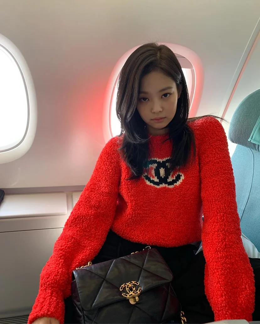 Jennie Lookbook on Twitter  Girly photography, Bowling bags, Jennie chanel  bag