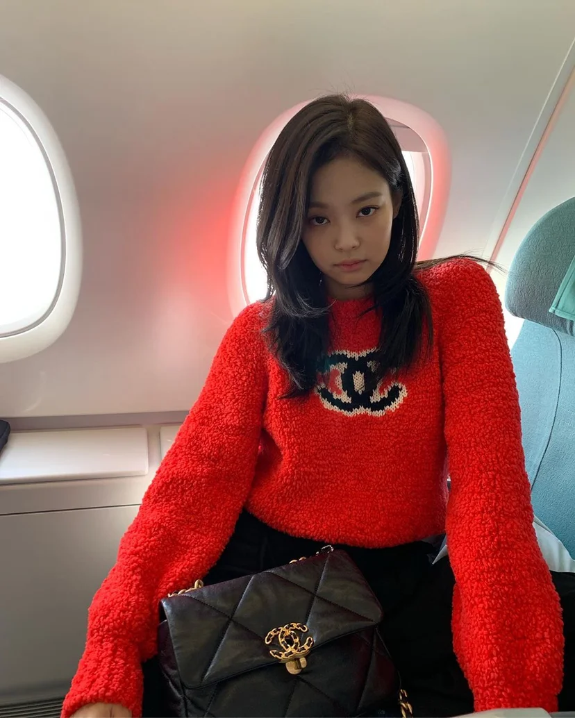 First Look at New Chanel Handbag Campaign With Jennie From Blackpink – WWD