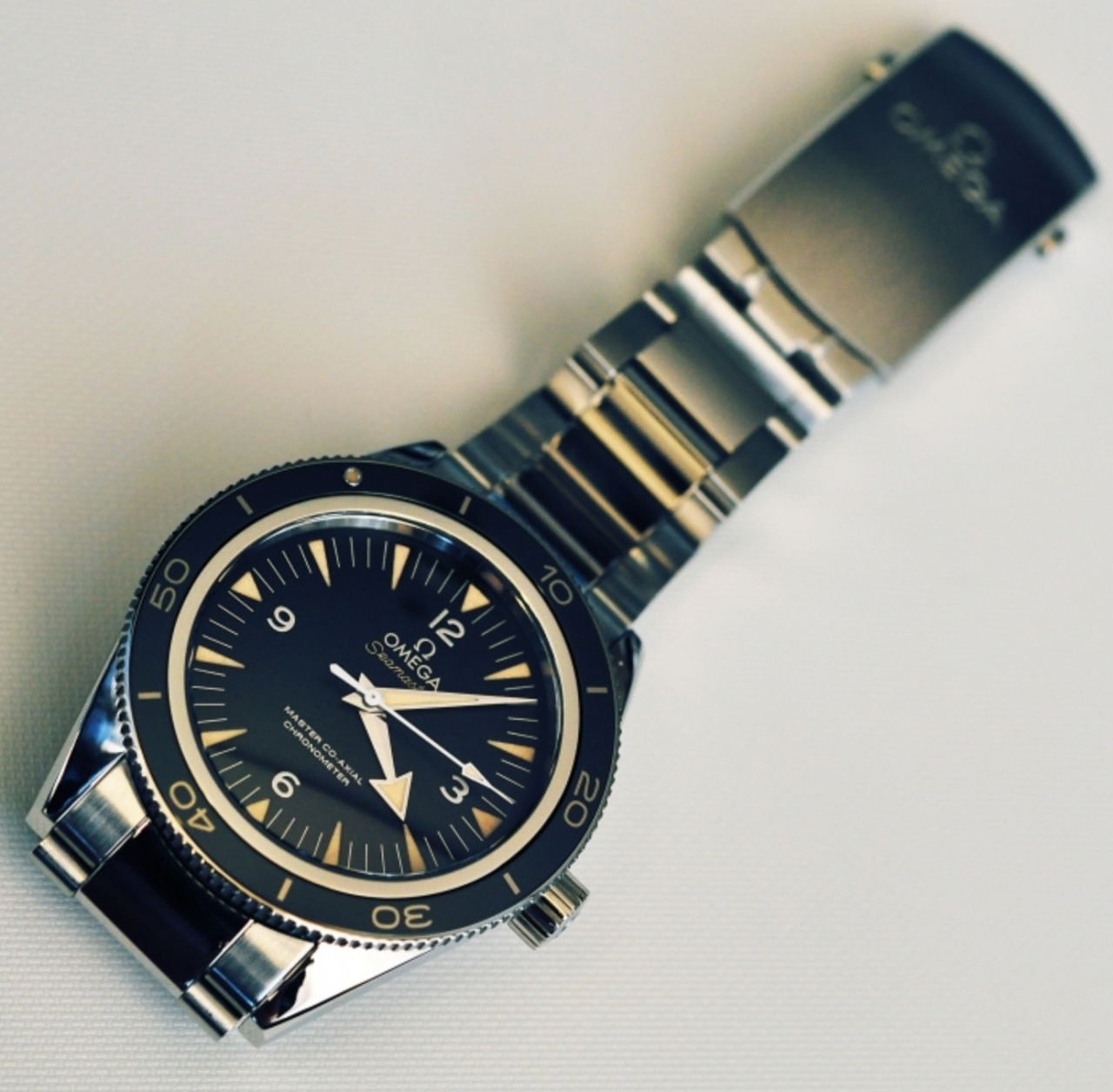 omegaforums:  OMEGA Seamaster 300 Master Co-Axial Calibre 8400 Diver In Stainless