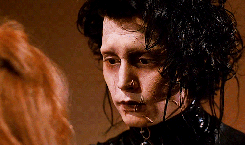 van-helsing:JOHNNY DEPP in Edward Scissorhands (1990) dir. Tim Burton