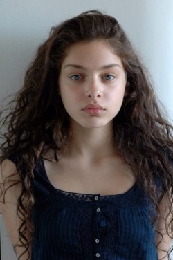 askaboutnikki:  Odeya Rush ( 16 )