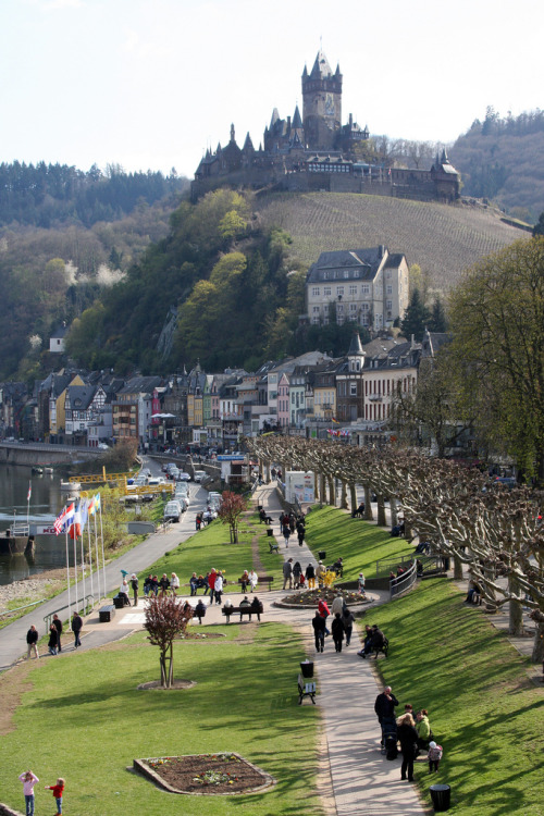 travelingcolors: Cochem, Rhineland-Palatinate | Germany (by Jim Skreech)