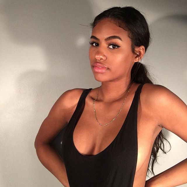 fashionistasrus:  Instagram: _kendrabailey