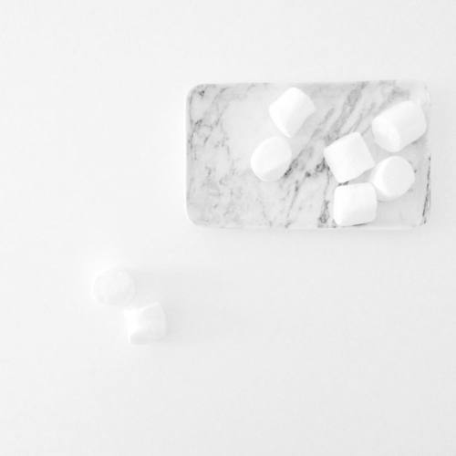 purewhites:  White as snow, pale blog x  