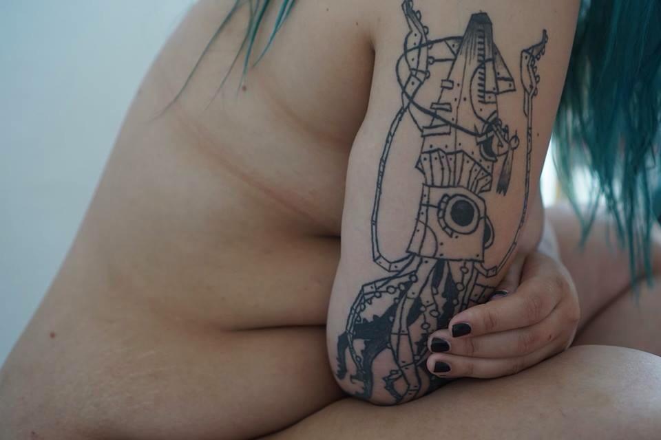 fishnethousepet:  optimistic–pepperoni:  empornment: J’ai eu la chance de photographier