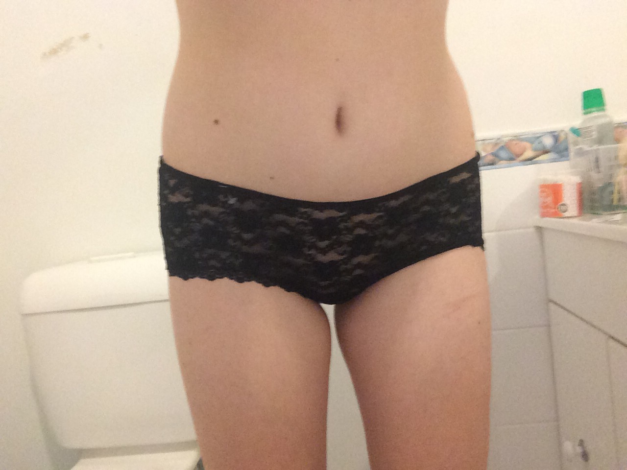 ssexual-desire:  Sorry I haven’t been posting a lot lately replying to all messages