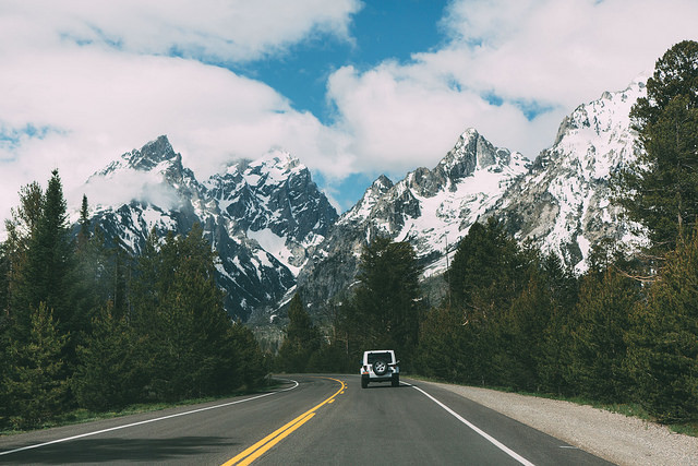 melepeta:  The Scenic Route by kylesipple☬ on Flickr. 
