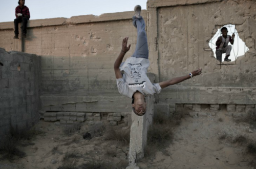 Thomas Haugersveen: Parkour in Gaza (2014)Young Gazan are defying the limits of their body and a con