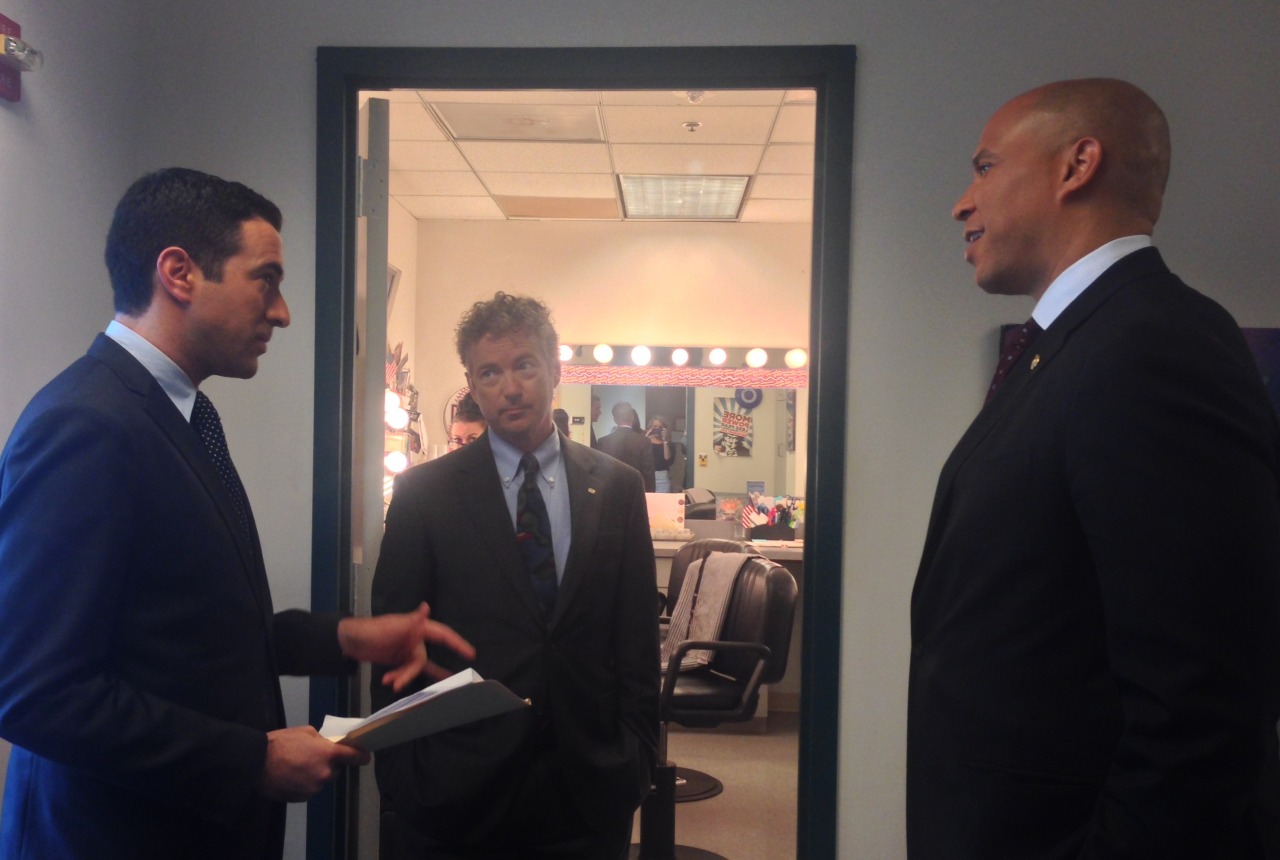 arimelber:
“ Talking to Senators Rand Paul and Cory Booker before our interview about their juvenile justice bill.
Interview: http://www.msnbc.com/the-cycle/watch/sen-paul-and-booker-in-first-live-interview-313662019613
”
#Bipartisanship