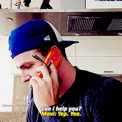 oliverqueenz:I don’t care who you are, when a toddler hands you a toy phone, you better answer it.