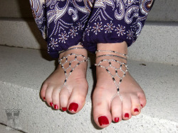 Leandrastootsies:  Walking Barefoot 👣 The Whole Day… (Part 2 / 2)Need My Feet