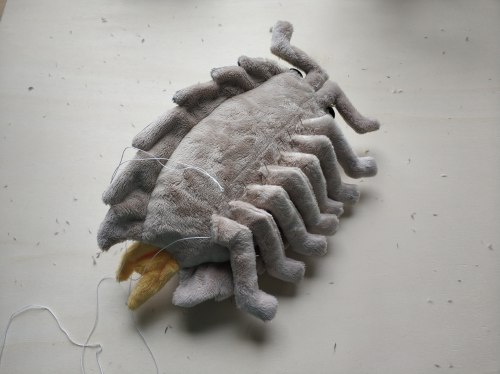 spirellity:you can now Experience leg hell and make your own isopod plushies https://www.spirellity.